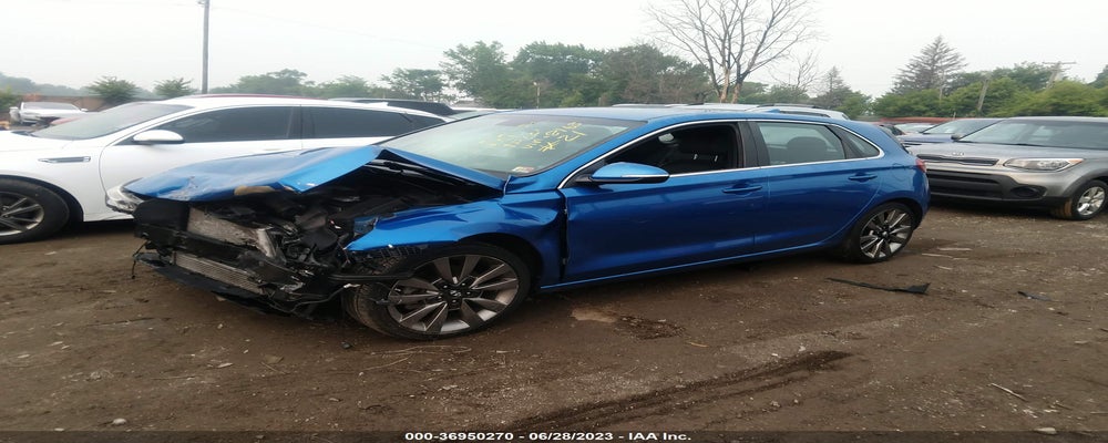 KMHH55LCXJU018163 2018 HYUNDAI ELANTRA GT photo no. 2