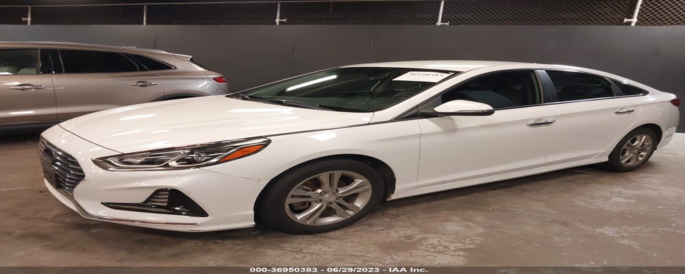 5NPE34AF7JH610120 2018 HYUNDAI SONATA photo no. 2