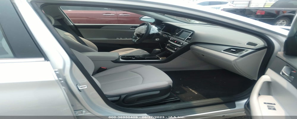 5NPE24AF4KH817049 2019 HYUNDAI SONATA photo no. 5