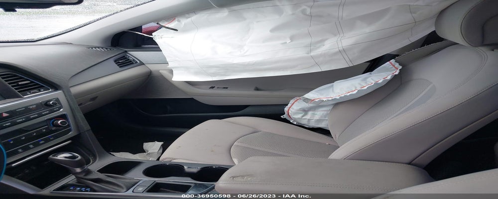 5NPE24AF2HH560529 2017 HYUNDAI SONATA photo no. 5