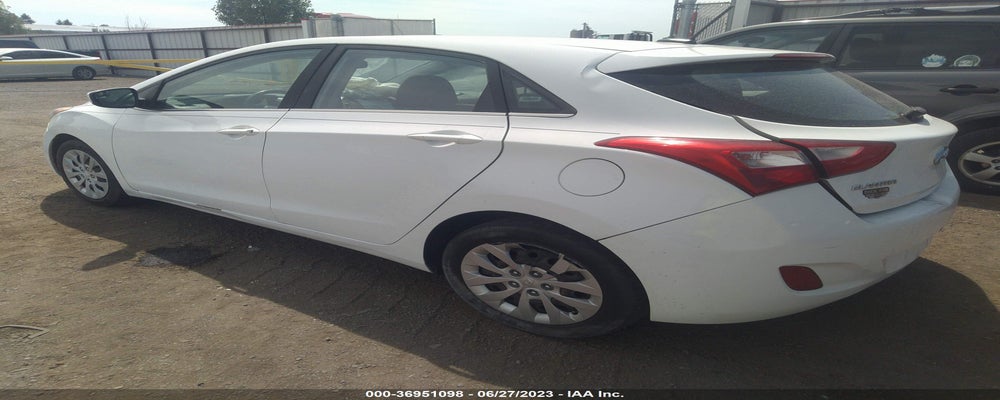 KMHD35LH5HU348903 2017 HYUNDAI ELANTRA GT photo no. 3