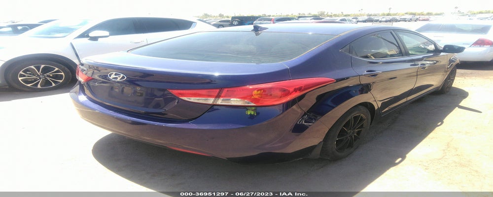 5NPDH4AE6DH297120 2013 HYUNDAI ELANTRA photo no. 4