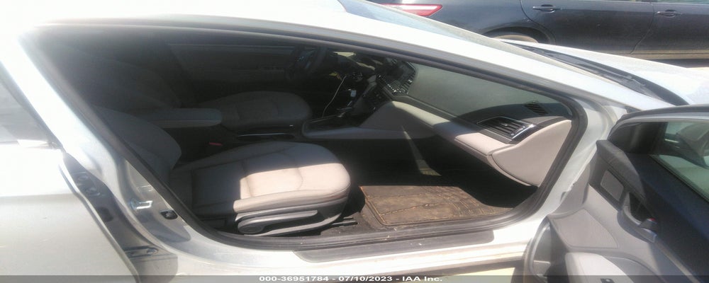 5NPD84LF0JH309165 2018 HYUNDAI ELANTRA photo no. 5