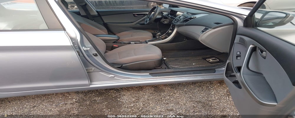 5NPDH4AE2GH767955 2016 HYUNDAI ELANTRA photo no. 5