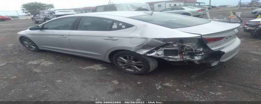 5NPD84LF0JH277298 2018 HYUNDAI ELANTRA photo no. 3