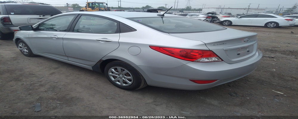 KMHCT4AE6DU286453 2013 HYUNDAI ACCENT photo no. 3