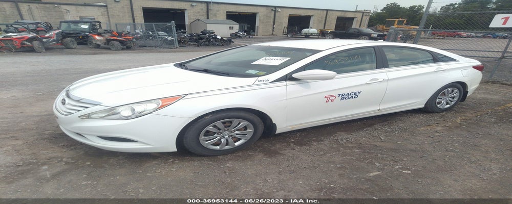 5NPEB4AC0CH383137 2012 HYUNDAI SONATA photo no. 2