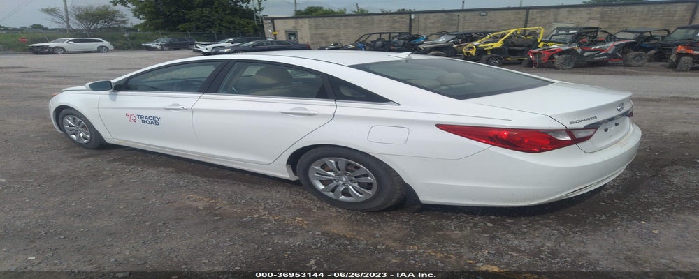 5NPEB4AC0CH383137 2012 HYUNDAI SONATA photo no. 3