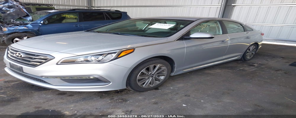 5NPE34AF6FH043812 2015 HYUNDAI SONATA photo no. 2