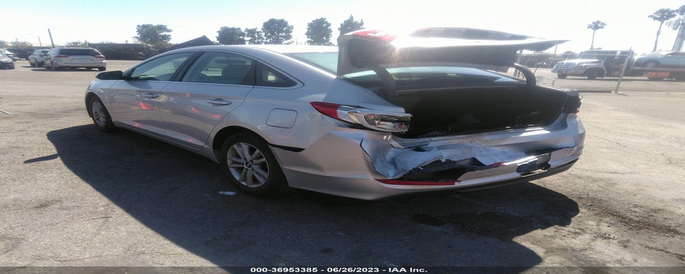 5NPE24AF8FH172637 2015 HYUNDAI SONATA photo no. 3