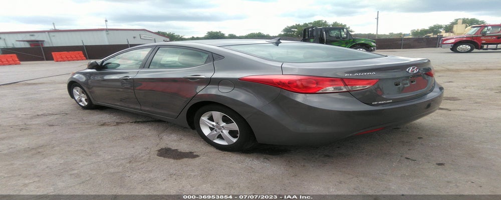5NPDH4AE6DH382801 2013 HYUNDAI ELANTRA photo no. 3
