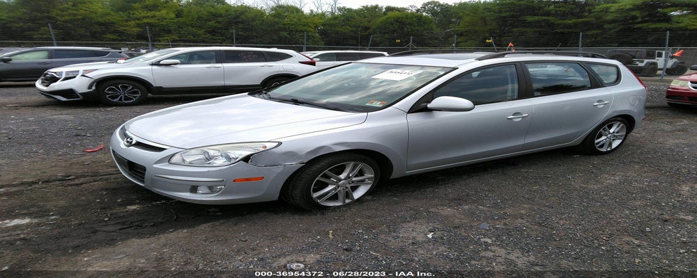 KMHDC8AE6AUO57472 2010 HYUNDAI ELANTRA TOURING photo no. 2