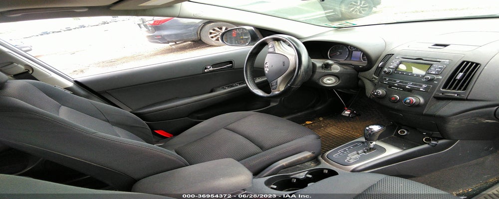 KMHDC8AE6AUO57472 2010 HYUNDAI ELANTRA TOURING photo no. 5