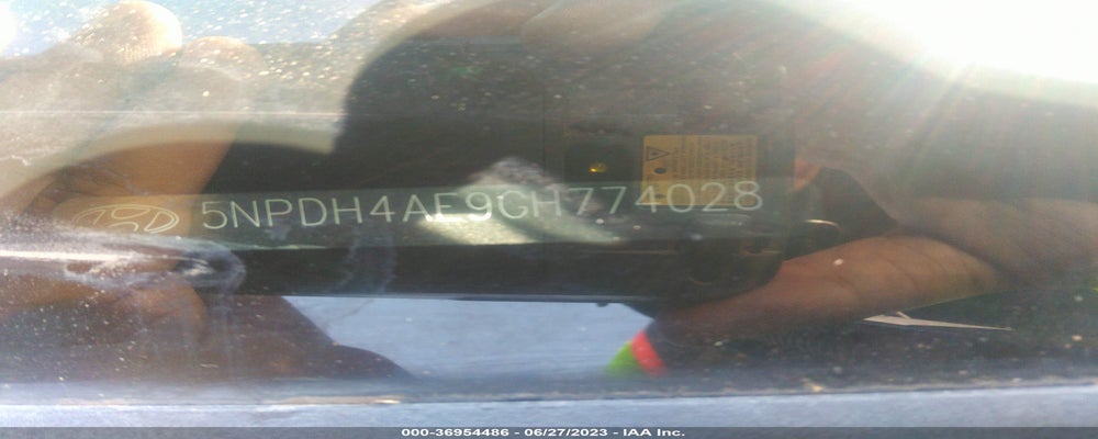 5NPDH4AE9GH774028 2016 HYUNDAI ELANTRA photo no. 9