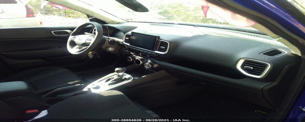 KMHRC8A32PU232457 2023 HYUNDAI VENUE photo no. 5