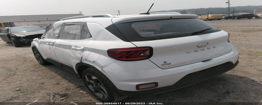 KMHRC8A38PU211953 2023 HYUNDAI VENUE photo no. 3