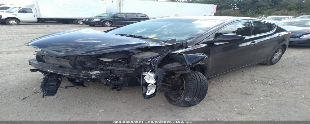 KMHDH4AE7DU715184 2013 HYUNDAI ELANTRA photo no. 2
