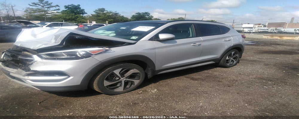 KM8J3CA29HU567756 2017 HYUNDAI TUCSON photo no. 2
