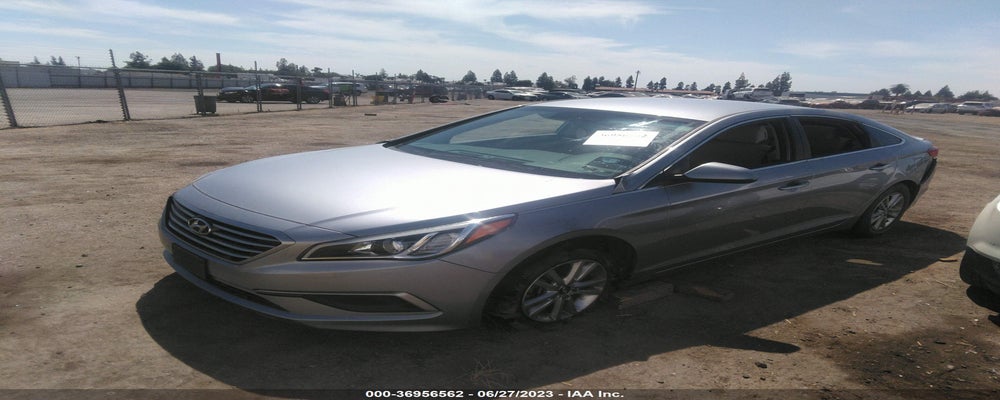 5NPE24AF3GH383813 2016 HYUNDAI SONATA photo no. 2