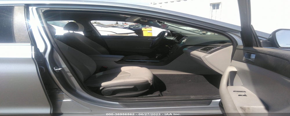 5NPE24AF3GH383813 2016 HYUNDAI SONATA photo no. 5