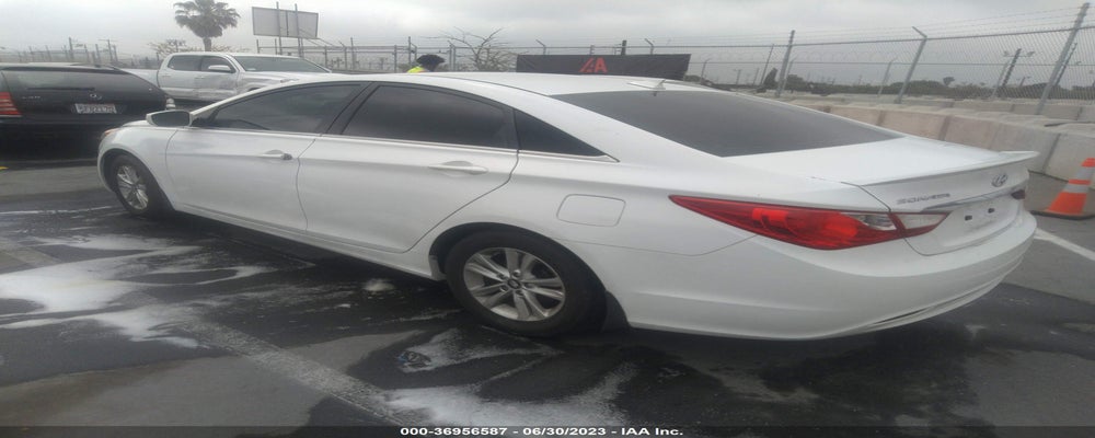 5NPEB4AC0DH661682 2013 HYUNDAI SONATA photo no. 3