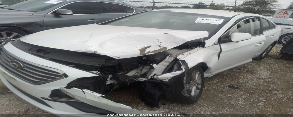 5NPE24AF7HH561112 2017 HYUNDAI SONATA photo no. 2