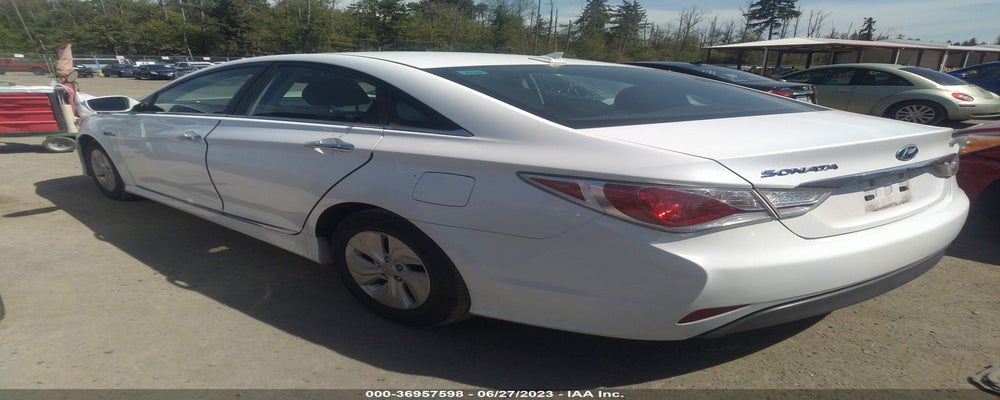 KMHEC4A41EA118111 2014 HYUNDAI SONATA HYBRID photo no. 3