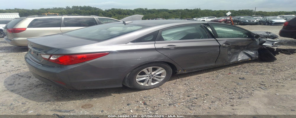 5NPEB4AC5EH904596 2014 HYUNDAI SONATA photo no. 4