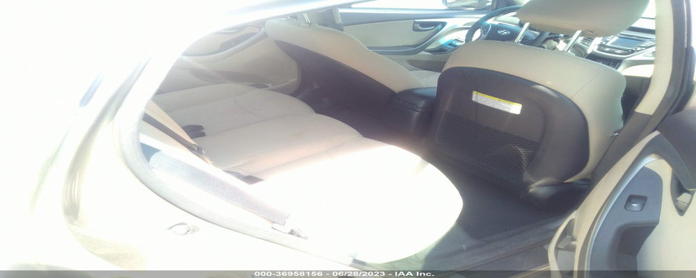5NPDH4AE1GH713188 2016 HYUNDAI ELANTRA photo no. 8