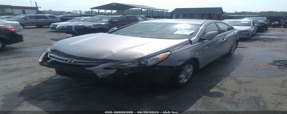 5NPEB4ACXCH477042 2012 HYUNDAI SONATA photo no. 2