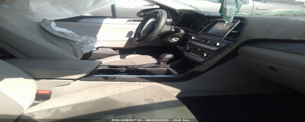 5NPE24AF9JH661881 2018 HYUNDAI SONATA photo no. 5