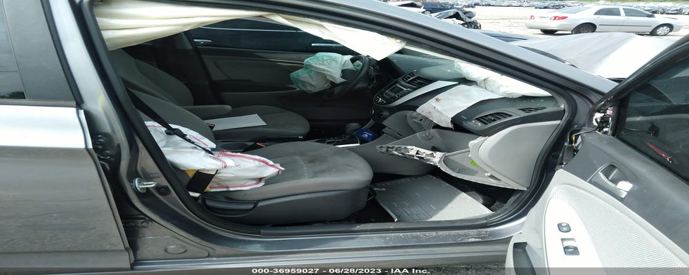 KMHCT4AE1EU758513 2014 HYUNDAI ACCENT photo no. 5
