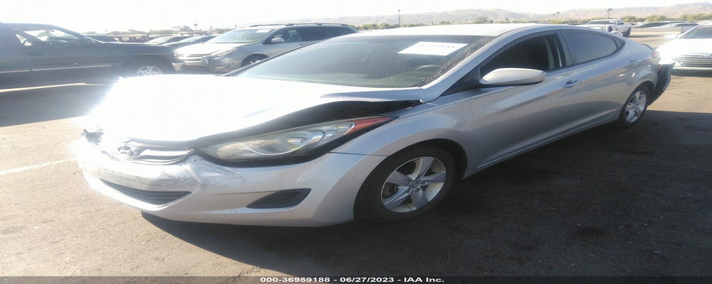 5NPDH4AE4DH372865 2013 HYUNDAI ELANTRA photo no. 2