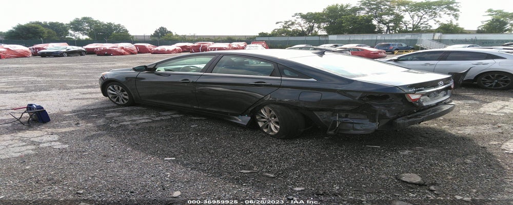 5NPEB4AC3BH219475 2011 HYUNDAI SONATA photo no. 3
