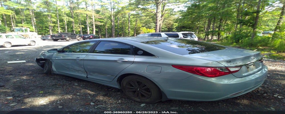 5NPEB4AC2BH224277 2011 HYUNDAI SONATA photo no. 3