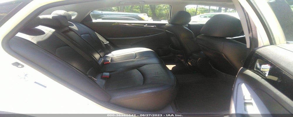 5NPEC4AC4BH307609 2011 HYUNDAI SONATA photo no. 8