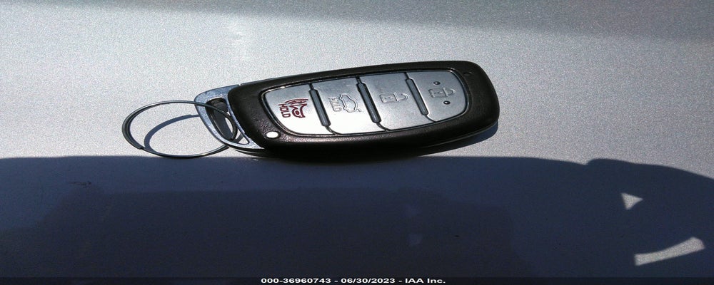 KMHE24L10GA020468 2016 HYUNDAI SONATA photo no. 11