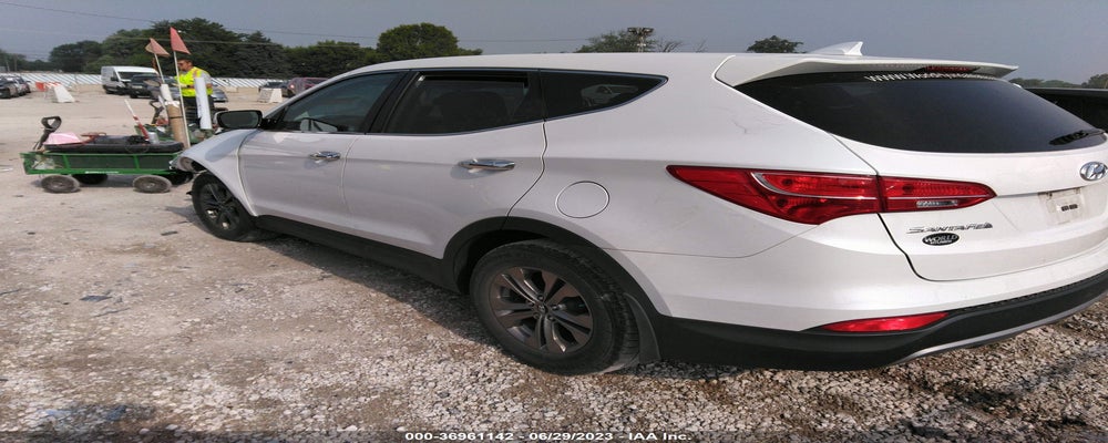 5XYZT3LB0EG159812 2014 HYUNDAI SANTA FE SPORT photo no. 3