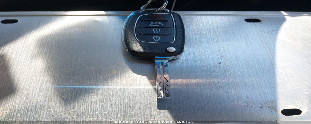 KM8J23A48HU401443 2017 HYUNDAI TUCSON photo no. 11