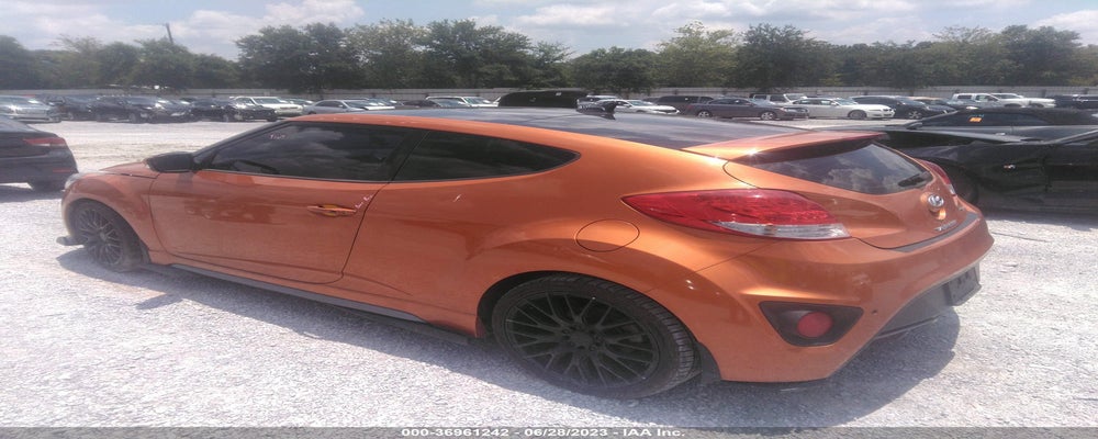 KMHTC6AE6GU265618 2016 HYUNDAI VELOSTER photo no. 3