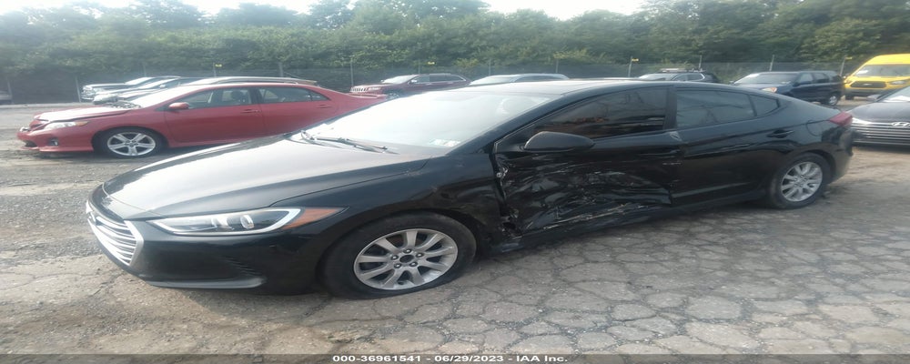 KMHD84LF3JU445498 2018 HYUNDAI ELANTRA photo no. 2