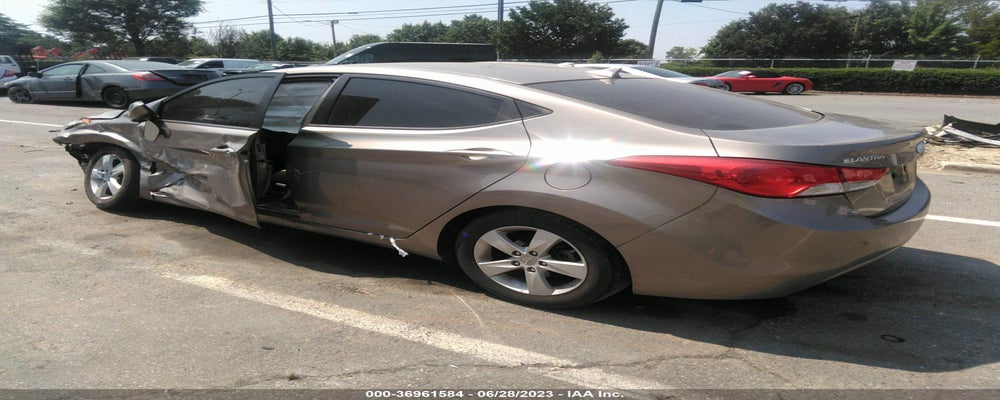 5NPDH4AE5DH417652 2013 HYUNDAI ELANTRA photo no. 3