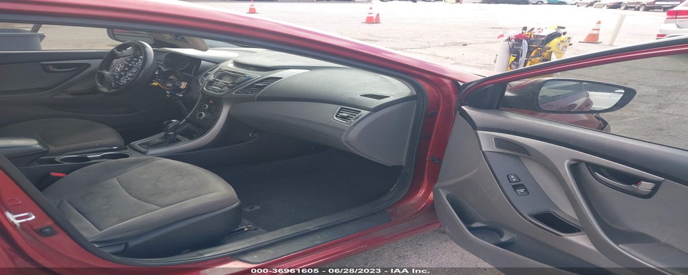 5NPDH4AE8GH716573 2016 HYUNDAI ELANTRA photo no. 5