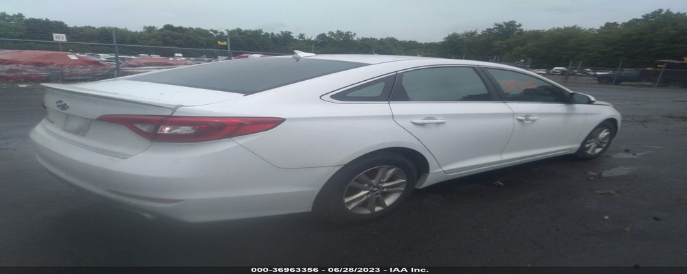 5NPE24AF4FH009144 2015 HYUNDAI SONATA photo no. 4