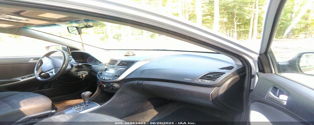 KMHCT5AE7FU199430 2015 HYUNDAI ACCENT photo no. 5