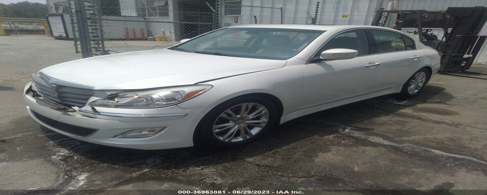KMHGC4DD9CU184521 2012 HYUNDAI GENESIS photo no. 2