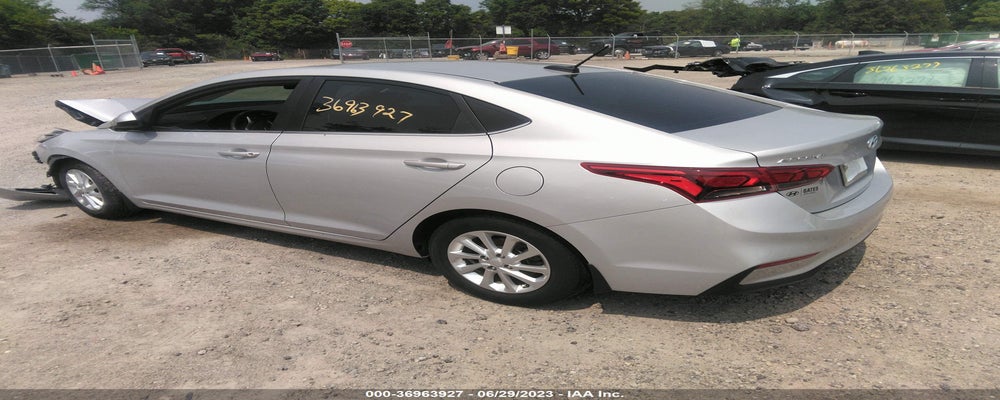 3KPC24A64ME134900 2021 HYUNDAI ACCENT photo no. 3