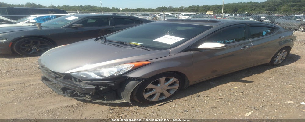 5NPDH4AE3DH218132 2013 HYUNDAI ELANTRA photo no. 2