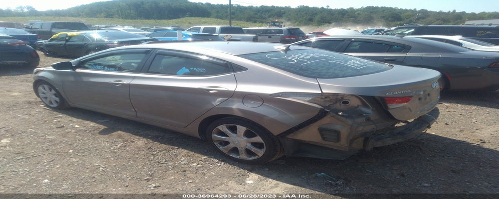 5NPDH4AE3DH218132 2013 HYUNDAI ELANTRA photo no. 3