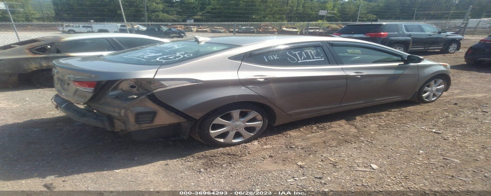 5NPDH4AE3DH218132 2013 HYUNDAI ELANTRA photo no. 4